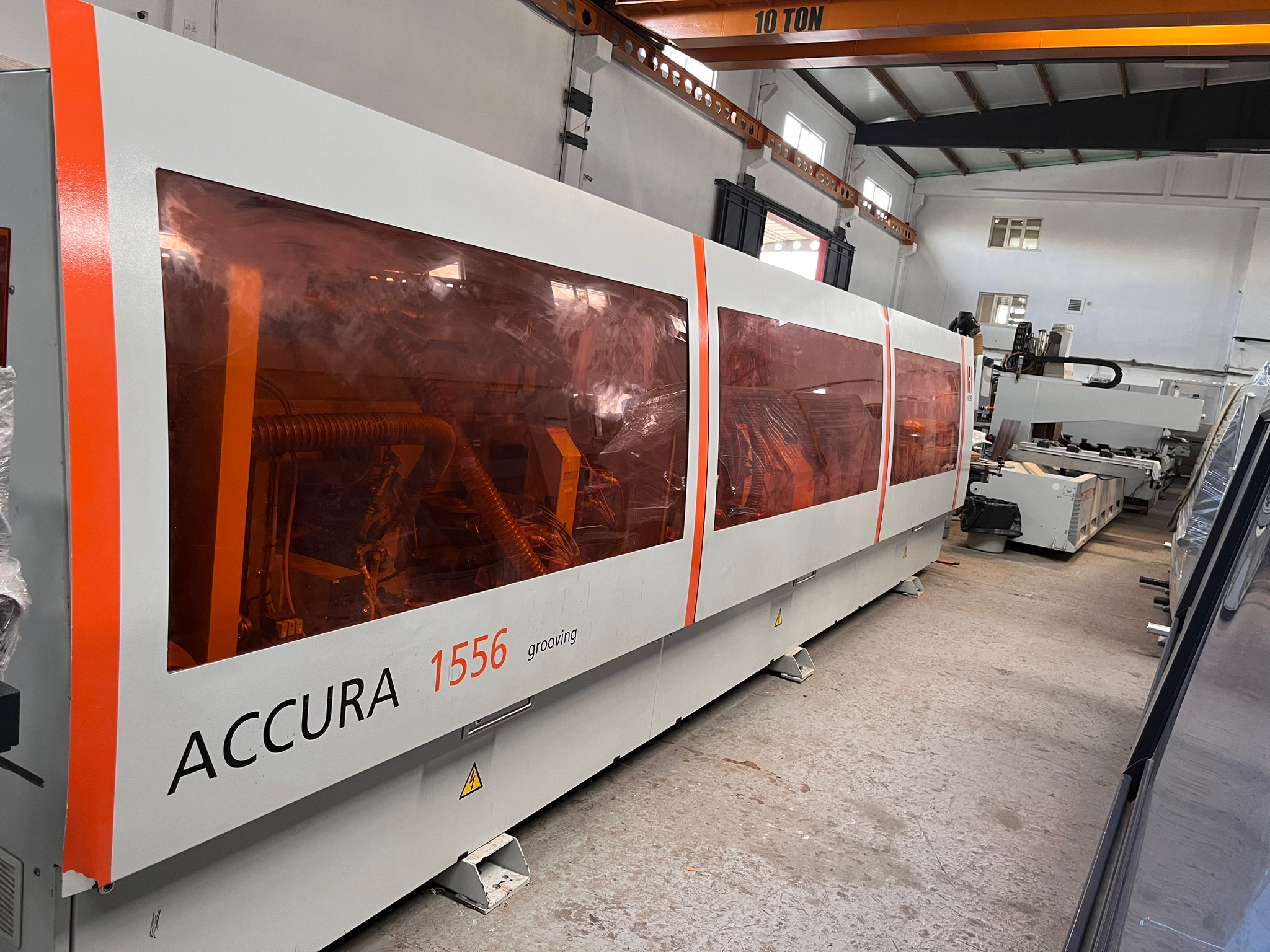  VMM-1137 HOLZHER ACCURA 1556 KENAR BANTLAMA MAKİNASI